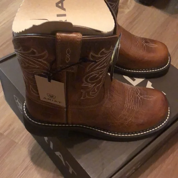 Ariat Brown Heeled Boots - Picture 3 of 8